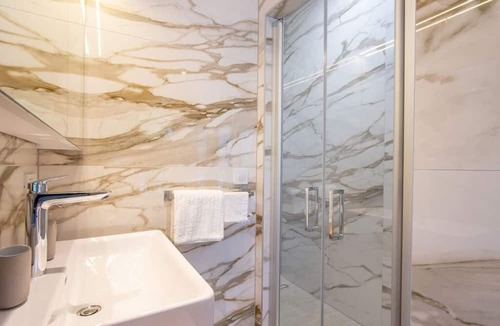 Bosana Apartment | Perla Nera Heated pool & sauna