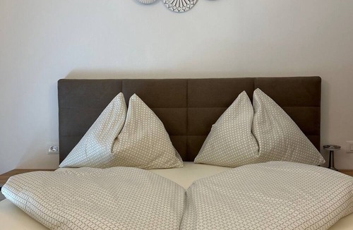 Kastelir-Labinci Villa | Villa with pool near Porec.