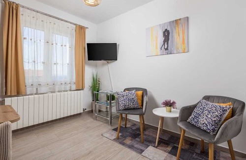 Kraljevica Apartment | Apartment with balcony, sea views