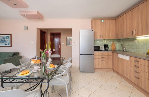 Medici Villa | Villa Eden