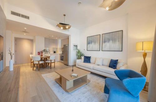 Madinat Zayed Apartment | Bloomfields 1BR in Water's Edge B8 - Yas Island
