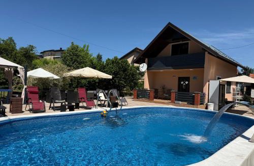 Laktasi House | Holiday home Alexa