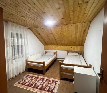 Pejë Villa | Villa Albani