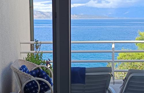 Island Hvar Apartment | Hvar Park Suite, Beach Villa by Hvar Ana & Nikola Villas, Jelsa, Vitarnja - Free Parking Right Out Front