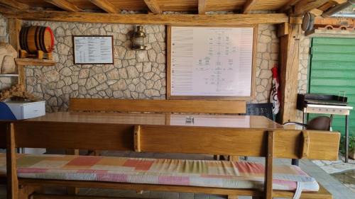 Cista Velika Villa | Dalmatian Stone House Per Kovic