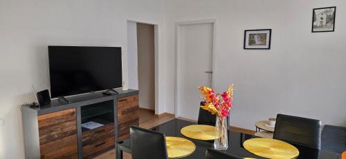 Cove Parja Apartment | Malo misto