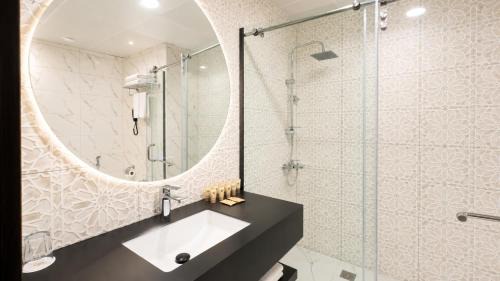 Academic City Hotel | VOGO Grand Hotel Formerly Best Western Plus Hotel Dubai Academic City