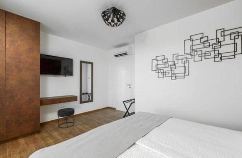 Ivanic-Grad Apartment | Apartments Villa Wood - Two Bedroom Apartment with terrace and pool view W3