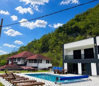 Sarajevo Canton Villa | Vila Daky