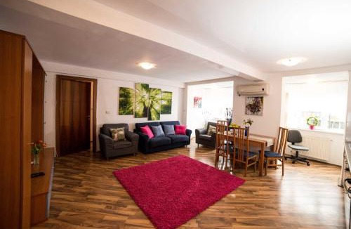 Old City Apartment | Rox Central Apartments