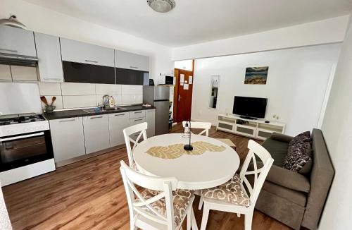 Supetarska Draga Apartment | Apartmani Josipa Rab