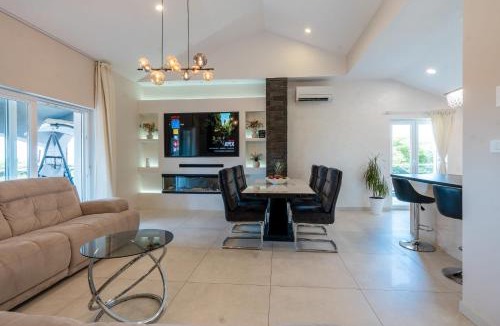 Vilanija Apartment | BLACK DIAMOND Apartment