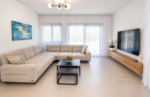 Ljubuski Villa | Villa Lumiere - Downtown