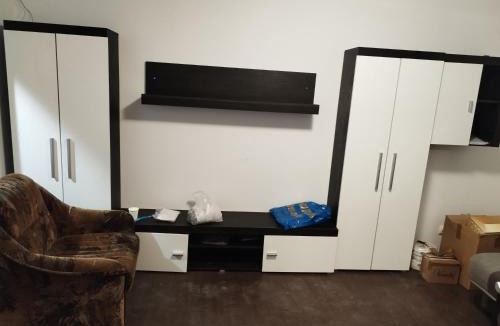 Petrila Apartment | adriano's house