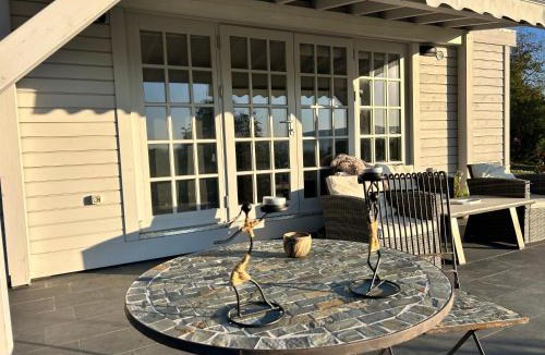 Curtea De Arges House | Casuta din Deal - Hilltop Boutique Cottage