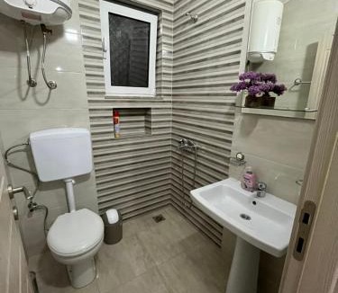 Tërstenik House | Qetsi