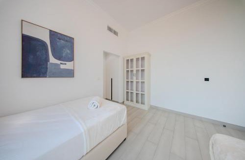 Sharjah Villa | 5BR Signature Pool Villa in Sharjah - Green Views