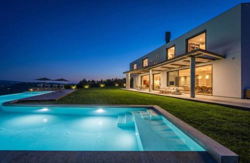 Zamask Villa | Villa Vista Zamask for 7 persons near Motovun with 60 m2 heated pool, free bikes & panoramic view