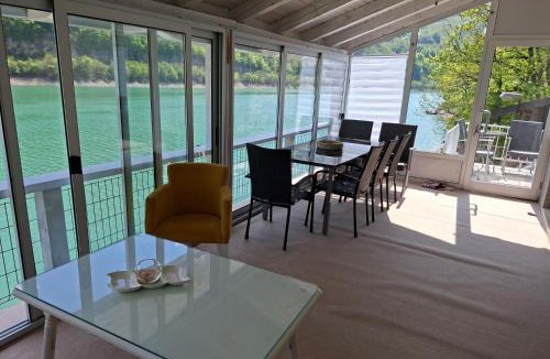Herzegovina-Neretva Canton Villa | Edison