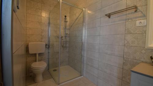 Bregi Villa | Villa Terra by Villas Guide