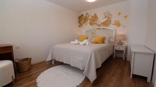 Bregi Villa | Villa Terra by Villas Guide