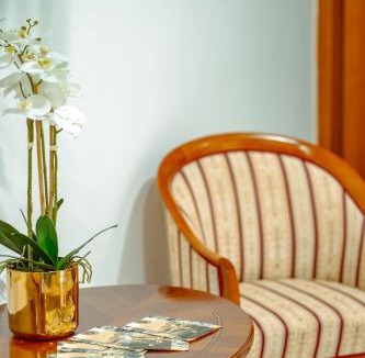 Bol Hotel | Hotel Kastil