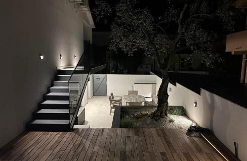 Crveni Vrh Villa | Villa Monte R+Luxury