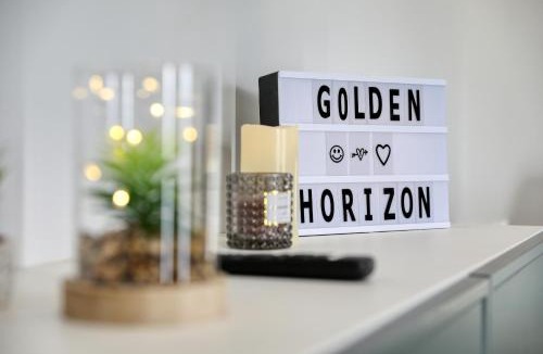 Turanj Apartment | Golden Horizon Residence-Peaceful Oasis with Pool Near the Sea