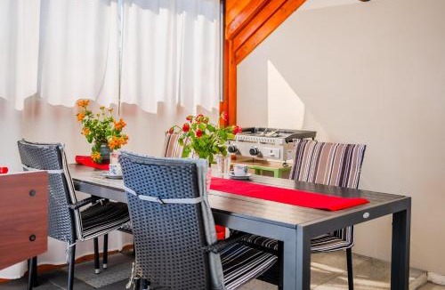 Zasadbreg Apartment | Timber Cottage With Pool - Happy Rentals
