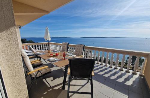 Mandre Apartment | Family Apartments Iris 20m from the beach, in Mandre