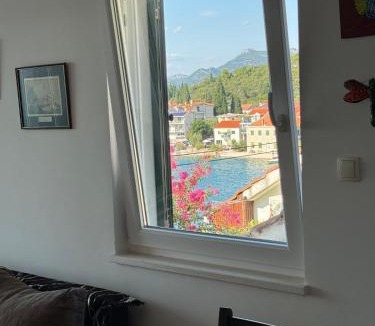 Blace Apartment | Beachside 2-Bed Bliss!
