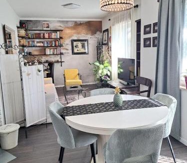 Sarsoni Apartment | Apartment Maja