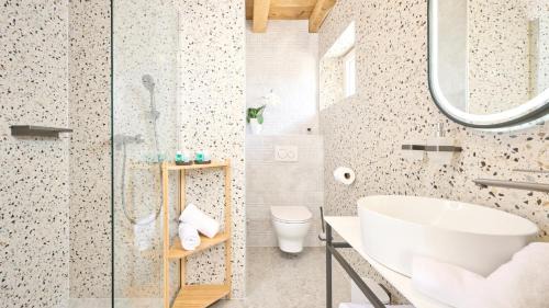 Baredine Villa | Casa Pove by Villas Guide