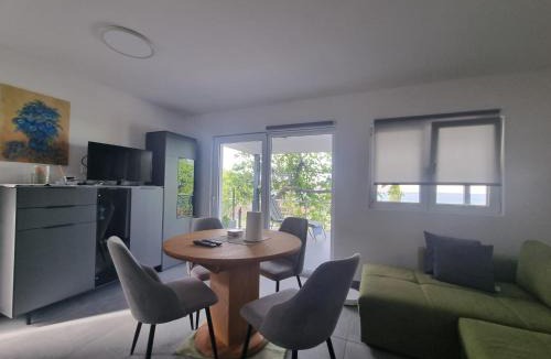 Karlobag Apartment | Apartmani 'Cvit'