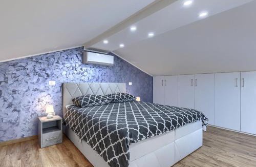 Nova Vas House | Holiday Home Villa Civitan by Interhome