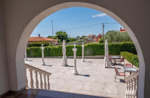 Pavicini House | Apartments and Rooms Villa Chiara