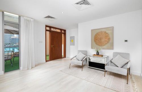 Downtown Dubai Villa | The Residences Podium Villa With Terasse By Luxe Living- 4BR - Burj Khalifa & Fountain Views