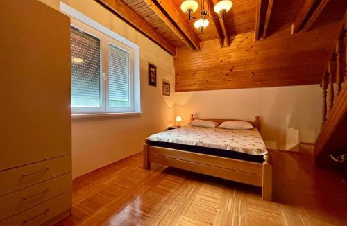 Laktasi House | Forest Oasis Slatina near Banja Luka