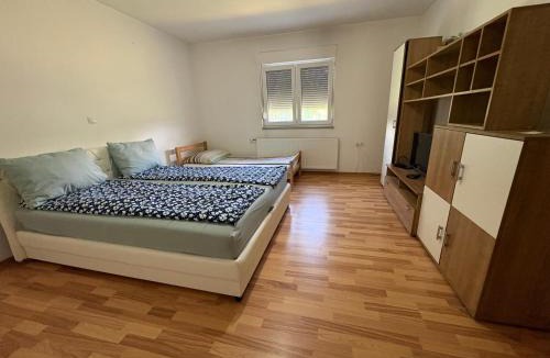 Teslic Apartment | Apartmani DANA Banja Vrućica