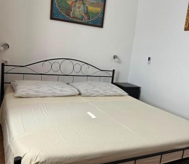 Loviste Apartment | House Lanterna with indoor jacuzzi