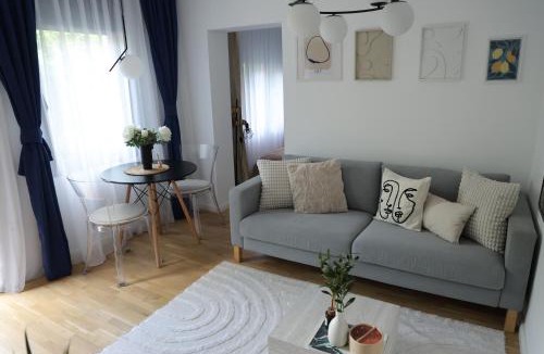Kraljevo Apartment | Lume No22