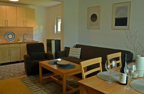 Canton 10 House | Sturba Spring