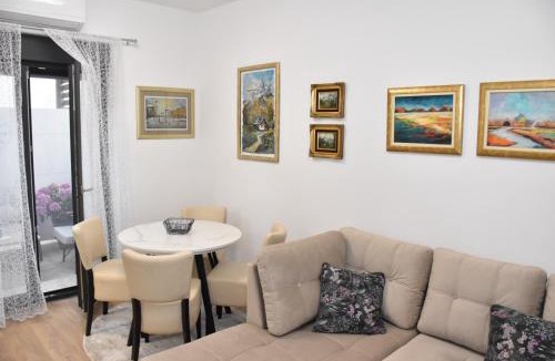Vinkovci Apartment | Apartman Ruža