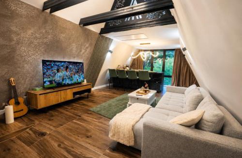 Hadzici Villa | Forest Gate SPA Villa