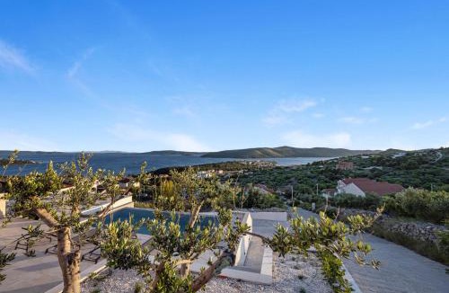 Seget Vranjica Villa | Royal Sky Elite Villa Residence
