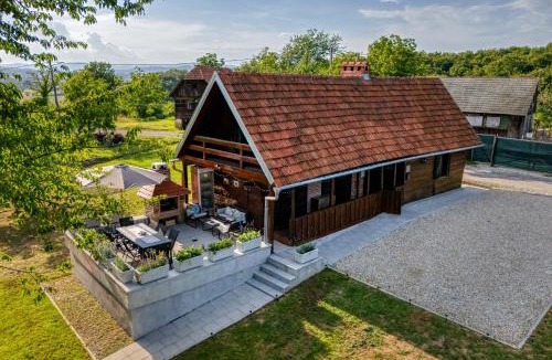 Ozalj House | Aurora Silvae