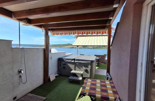 Posedarje Apartment | Apartmani More Luxury apartment with whirpool and terace 50 m2