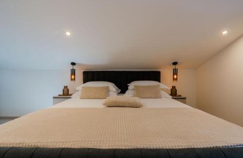 Cove Tri Zala (Zrnovo) House | Matej's rooms