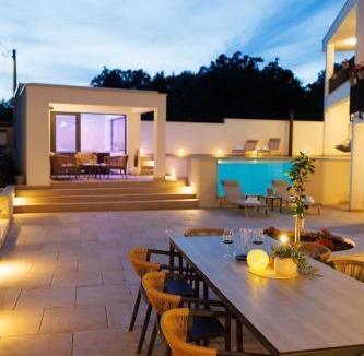 Marina Villa | Villa MijoMare "Outdoor pool,hot tub,infrared and finnish sauna,gym and game room"