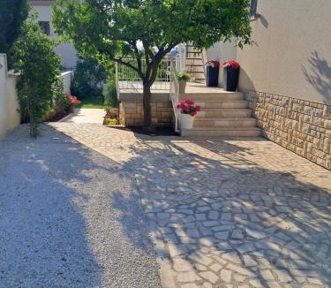 Pjescana Uvala Apartment | Apartment MONAS III